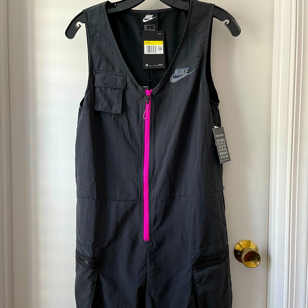 Nike brand new sports romper / Size Small
